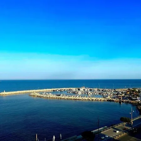 Apartman Sea View 1br With Pool Access Lárnaka