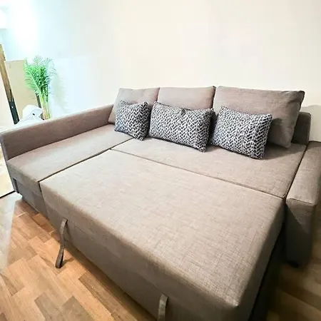 Sea View 1br With Pool Access * Larnaca