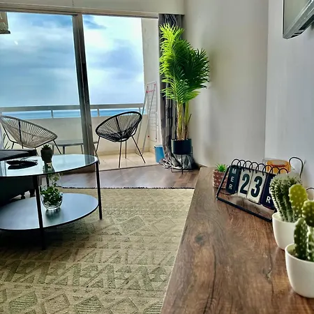 Appartement Sea View 1br With Pool Access Larnaca