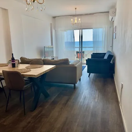 Sea View 1br With Pool Access Daire *