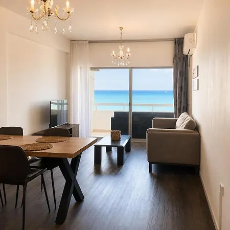 Appartement Sea View 1br With Pool Access