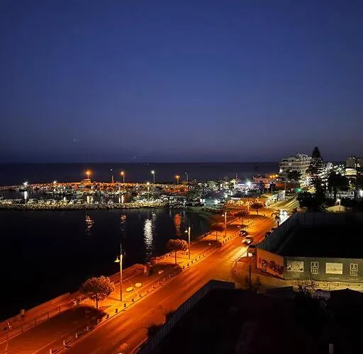 Sea View 1br With Pool Access Appartement *