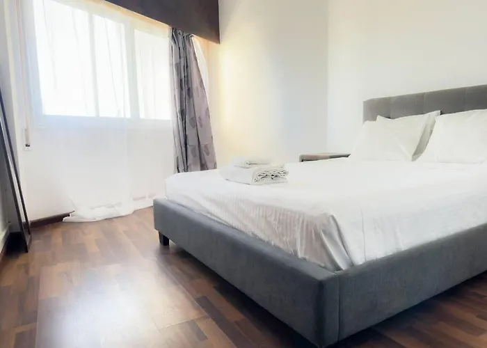 Διαμέρισμα Sea View 1br With Pool Access Λάρνακα