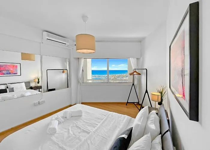 Sea View 1br With Pool Access