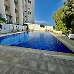 Sea View 1br With Pool Access アパート *