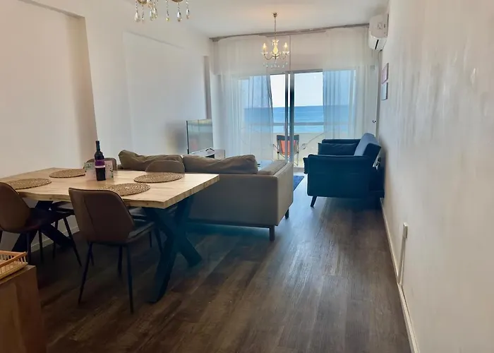 Sea View 1br With Pool Access Апартаменты *